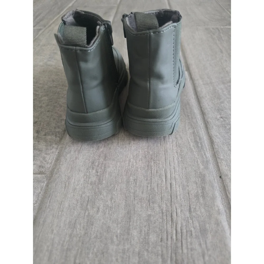 Zara Kids Olive Green Side Zip Chelsea Lug Sole‎ Ankle Boots EU 23 US 7 Toddler